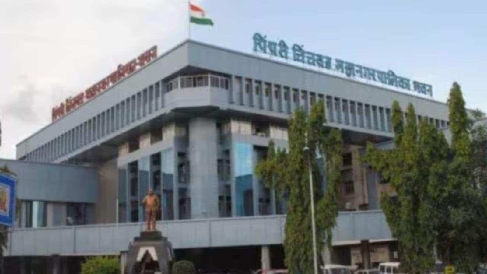 , PCMC gets a specialised vehicle to tackle chemical, industrial and electrical fires, Sahara Groundwater